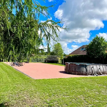 Domek Letniskowy Sport&relax Hébergement de vacances *